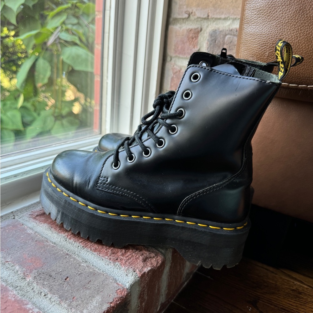 Dr Martens Chunky Jadon Platform Boots Smooth Black Leather